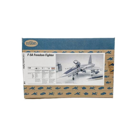 Testors F-5A Freedom Fighter 1:48 Scale Model Kit 7521 - Picture 1 of 5